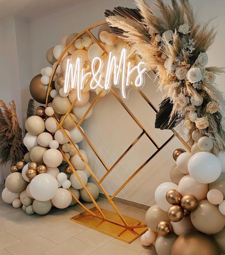 D5E5852E-6CEC-485B-BFA6-BF79838E7C40